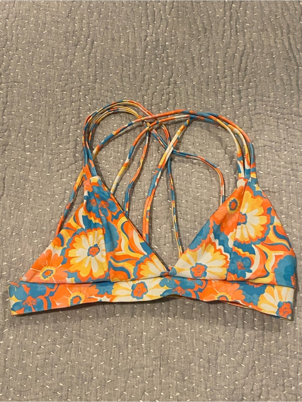 Kulani Kinis. Raspberry Orange- Size L Twin straps bralette.
